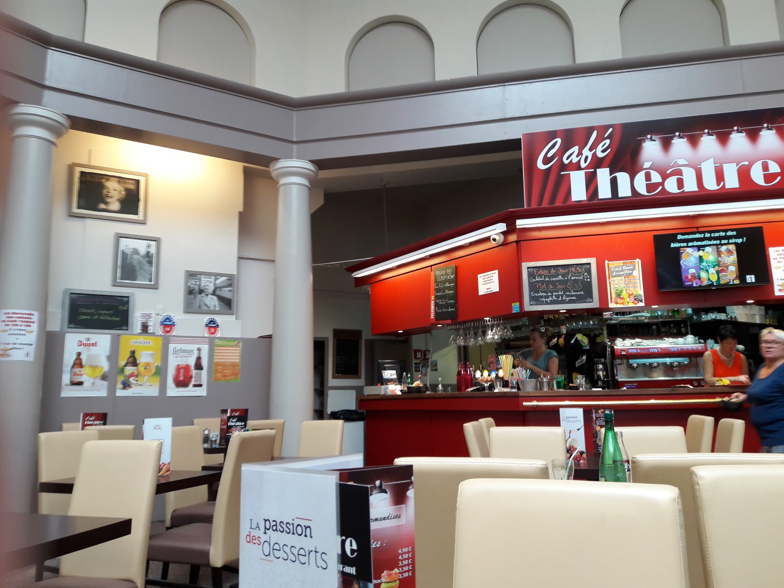 Café Théatre