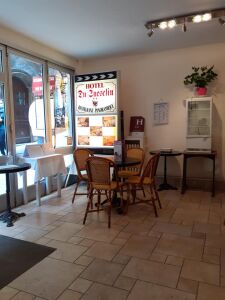Hotel duguesclin — photo 2