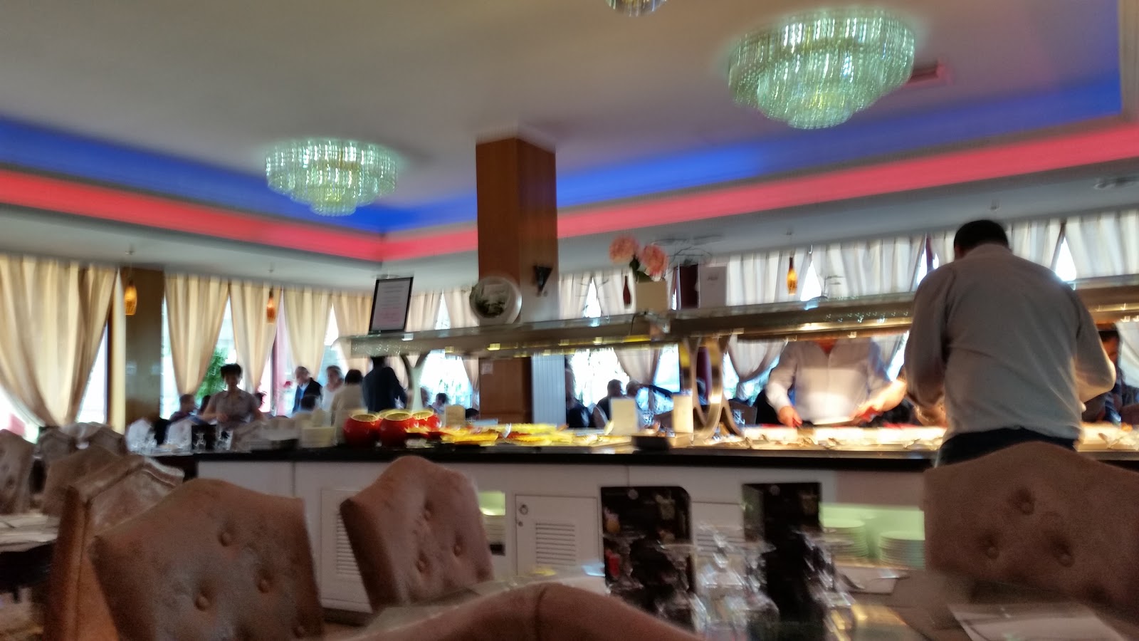 Au Wok Palace — photo 1