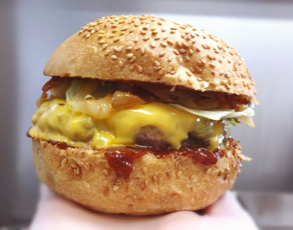 KM Burger — photo 1