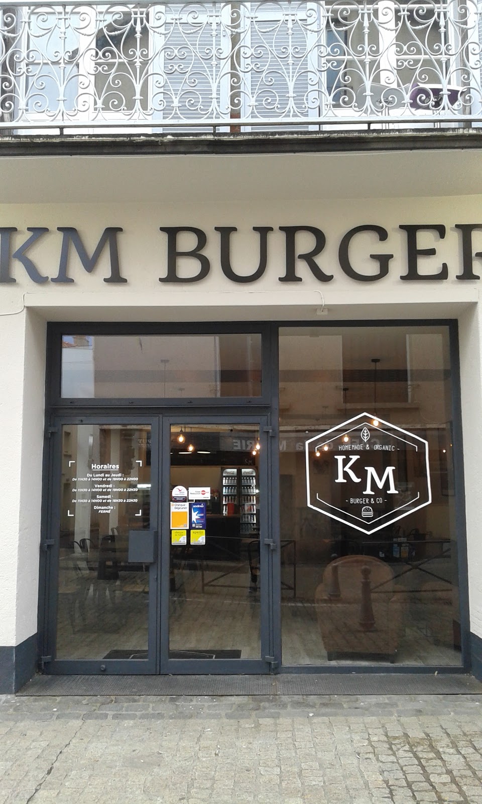 KM Burger