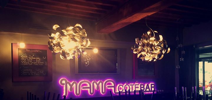 Mama Coté Bar