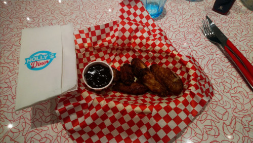 Holly's Diner — photo 3