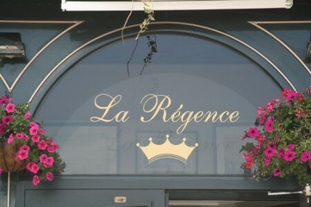 LA RÉGENCE — photo 4