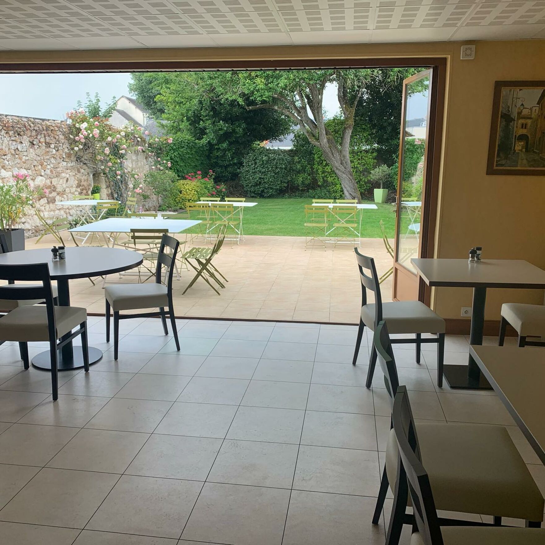 AU BISTROT RONSARD