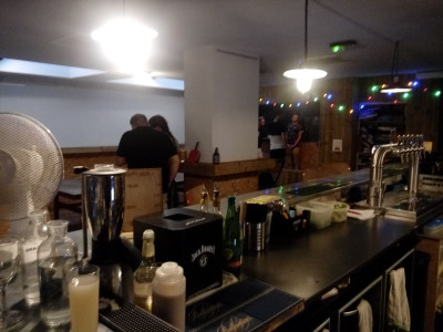Uno's Bar — photo 8
