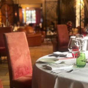 L'HOSTELLERIE BOURGUIGNONNE — photo 2
