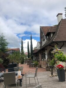 L'HOSTELLERIE BOURGUIGNONNE — photo 4