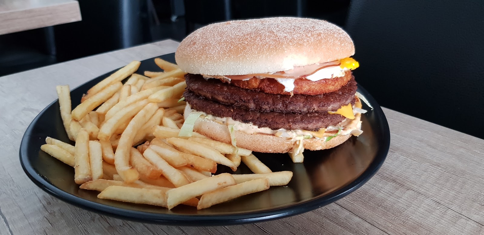 Delim's Burger — photo 1