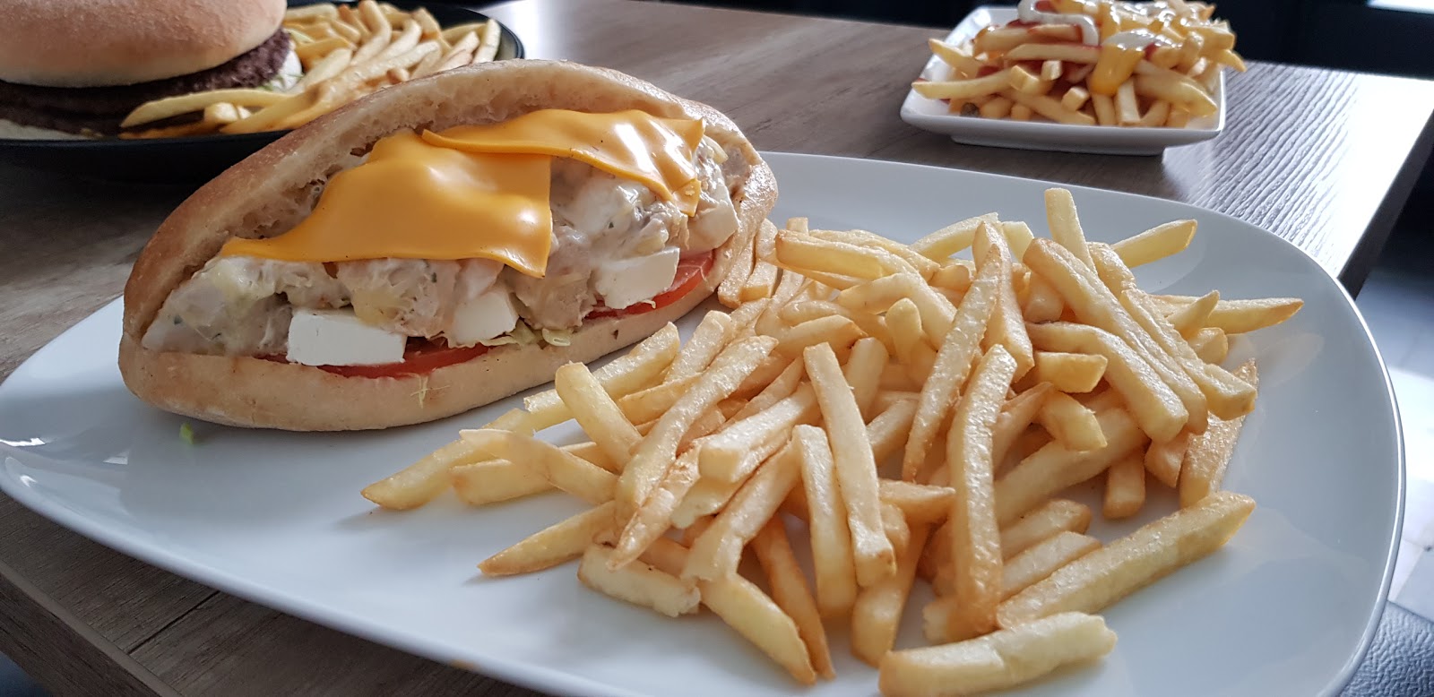 Delim's Burger — photo 4