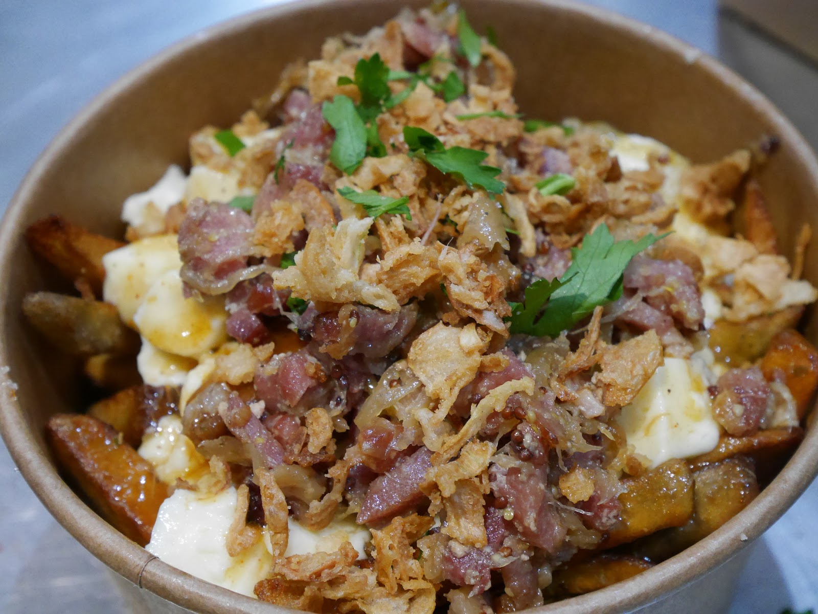 Maison de la Poutine (Montorgueil) — photo 6