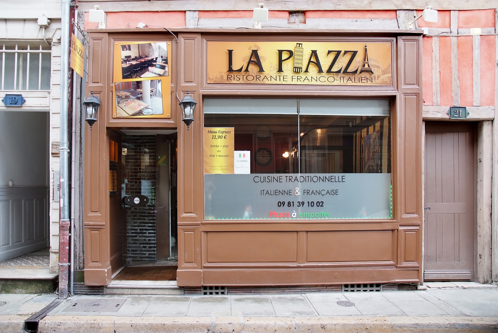 La Piazza