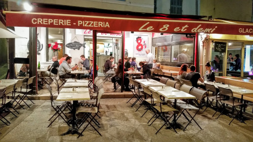 Le 8 et Demi