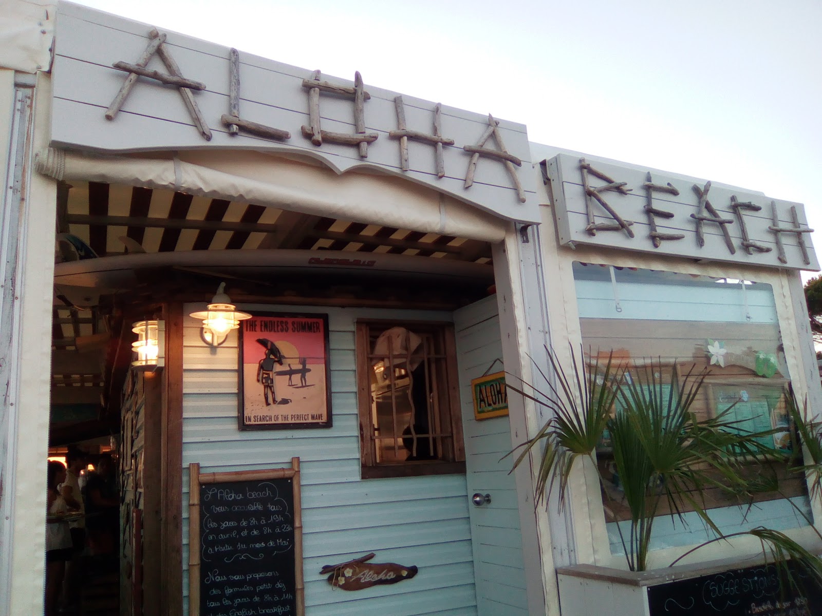 Aloha Beach — photo 2