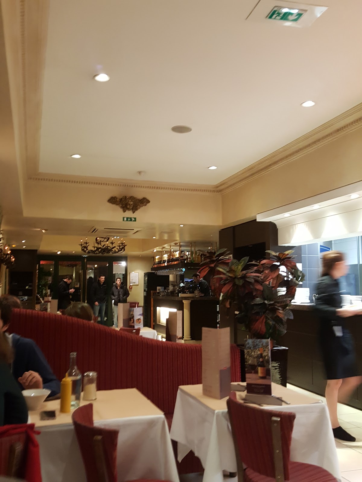 Le Bistro Romain — photo 2