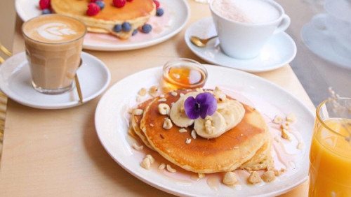 Bon Bouquet Café — photo 1