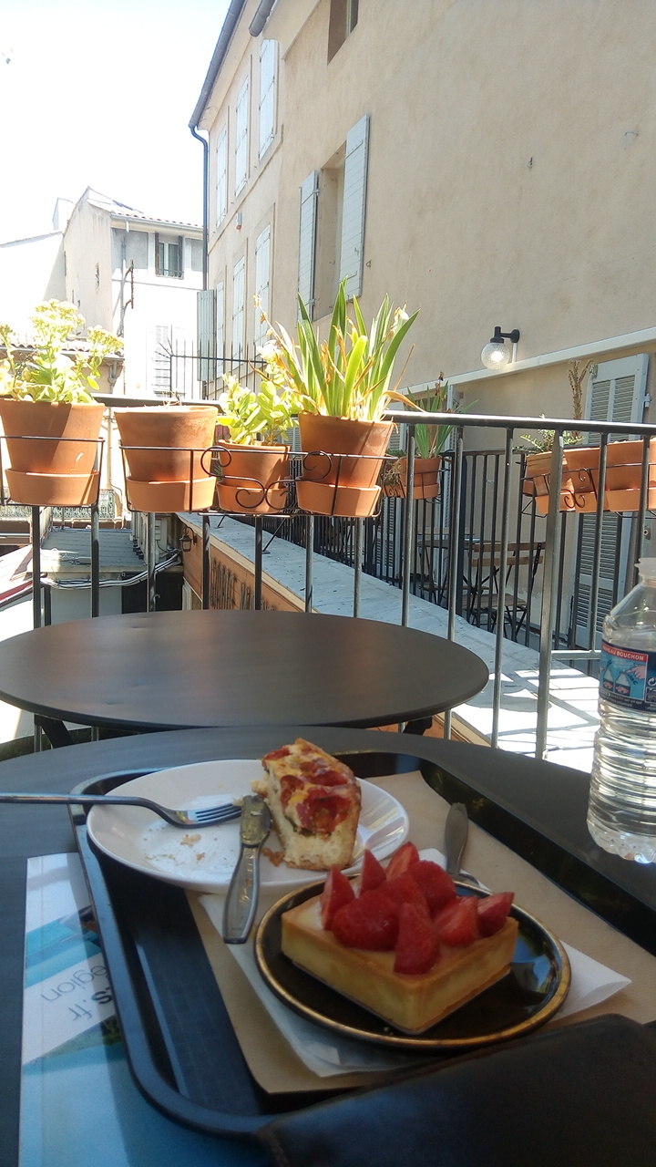 Le Garde Manger