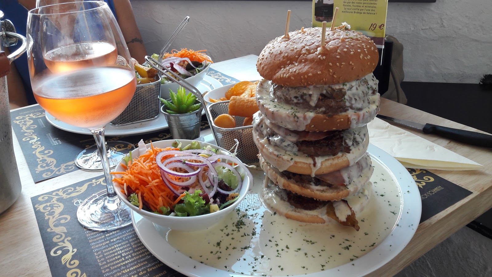 Burger Queen — photo 7