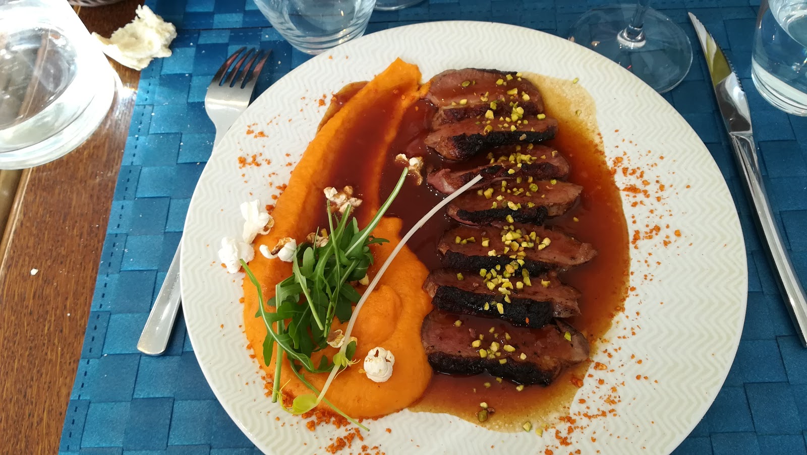 LuCy Bistro — photo 8