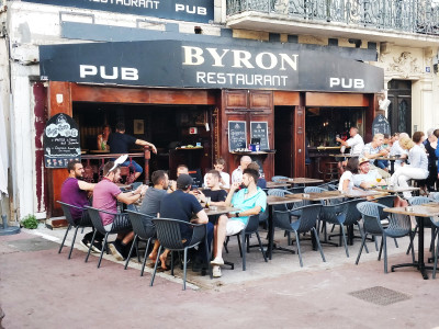 Byron — photo 3