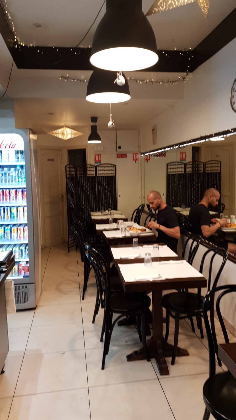 Houmous & Co — photo 1