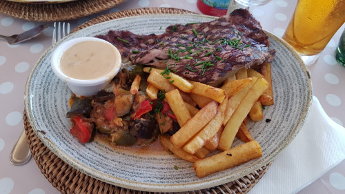 La Taverne Provencale — photo 2