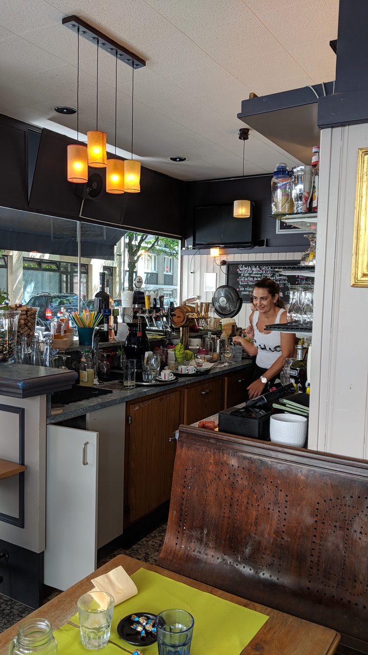 Vouriot, Café des Sources — photo 1