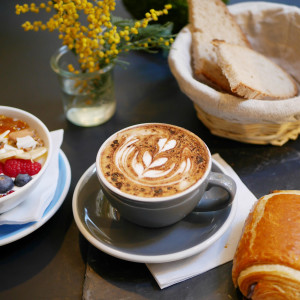 Books & Coffee — photo 6