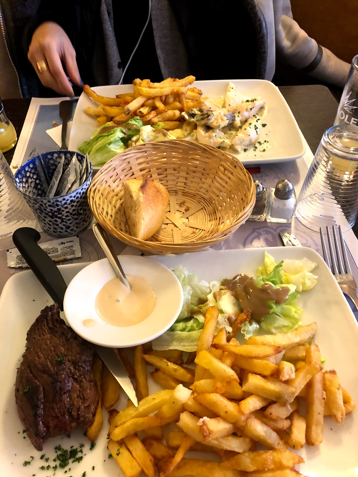 Le Paris Versailles