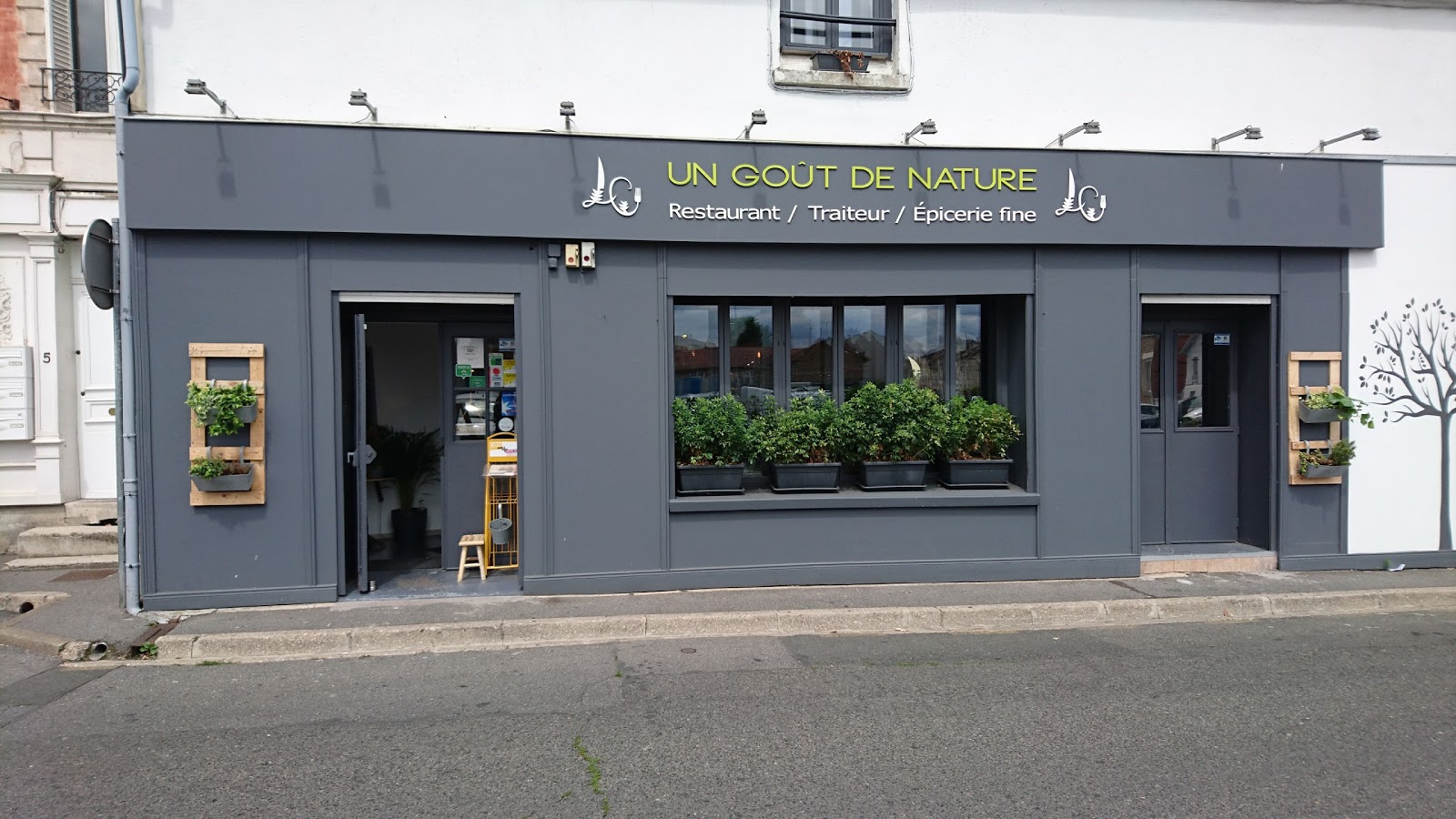 UN GOÛT DE NATURE