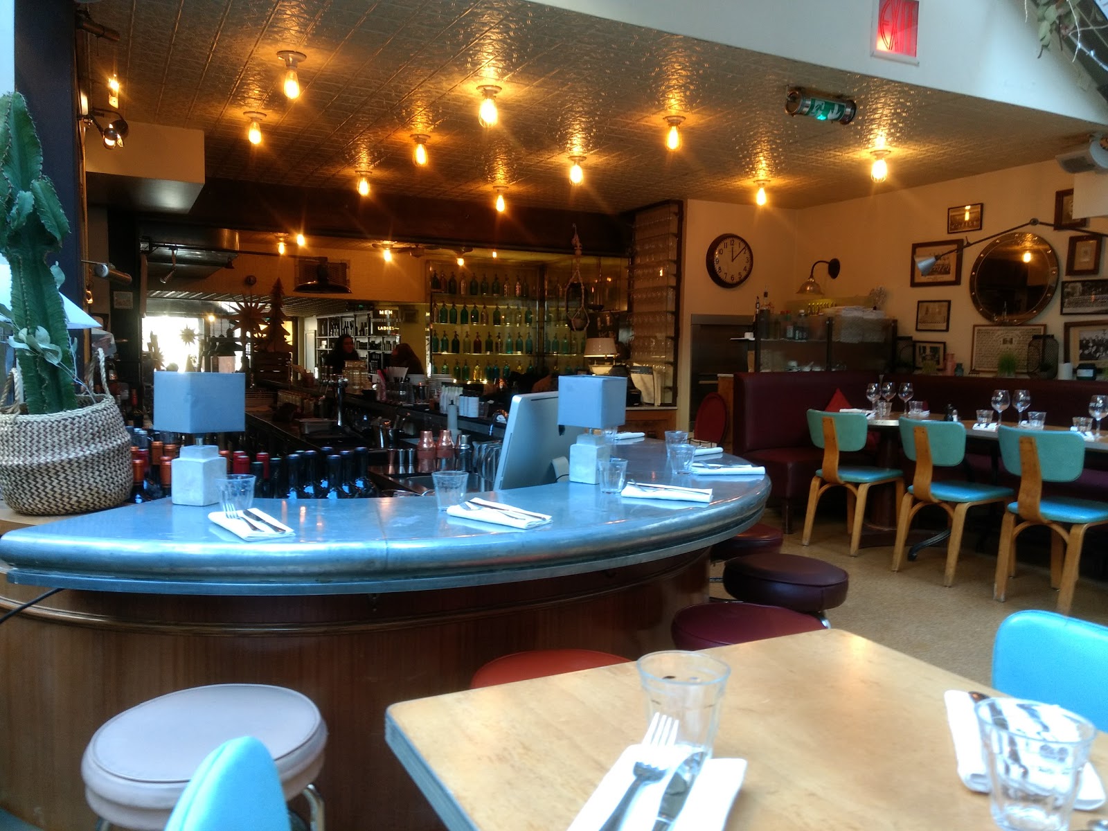 Café Populaire — photo 8