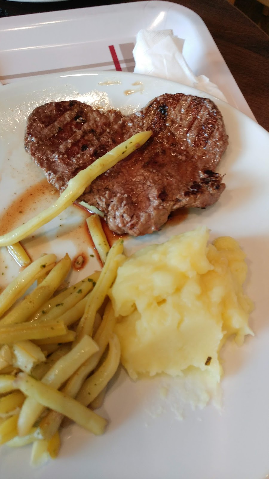 A La Bonne Heure — photo 3