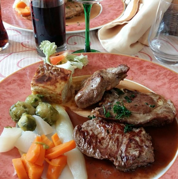 Au Boeuf Rouge