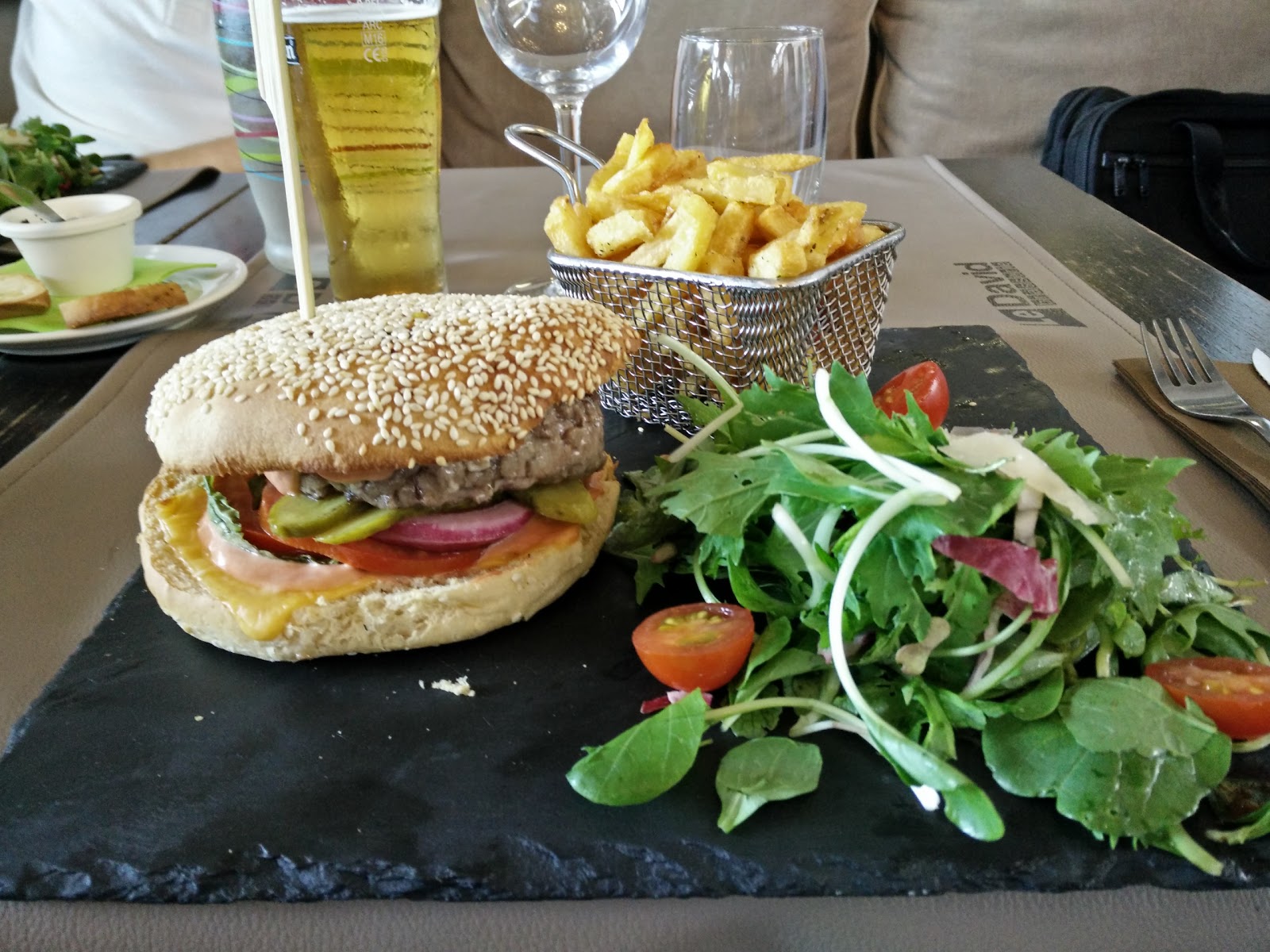 Le David Brasserie