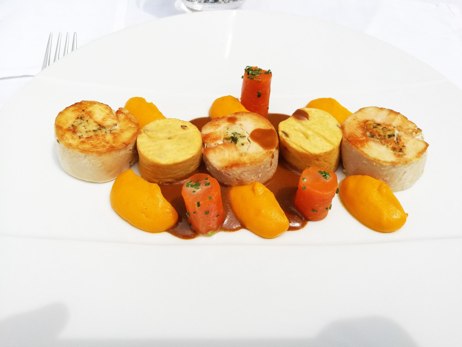 L'amandier De Mougins