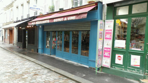 AUX NÉGOCIANTS — photo 3