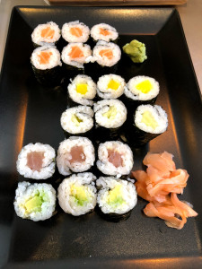 YOSHI SUSHI — photo 9