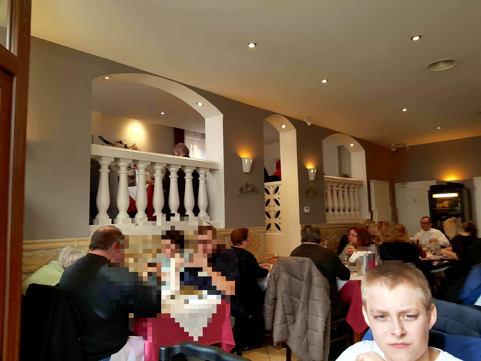 Aux Bouchées d'Or — photo 1