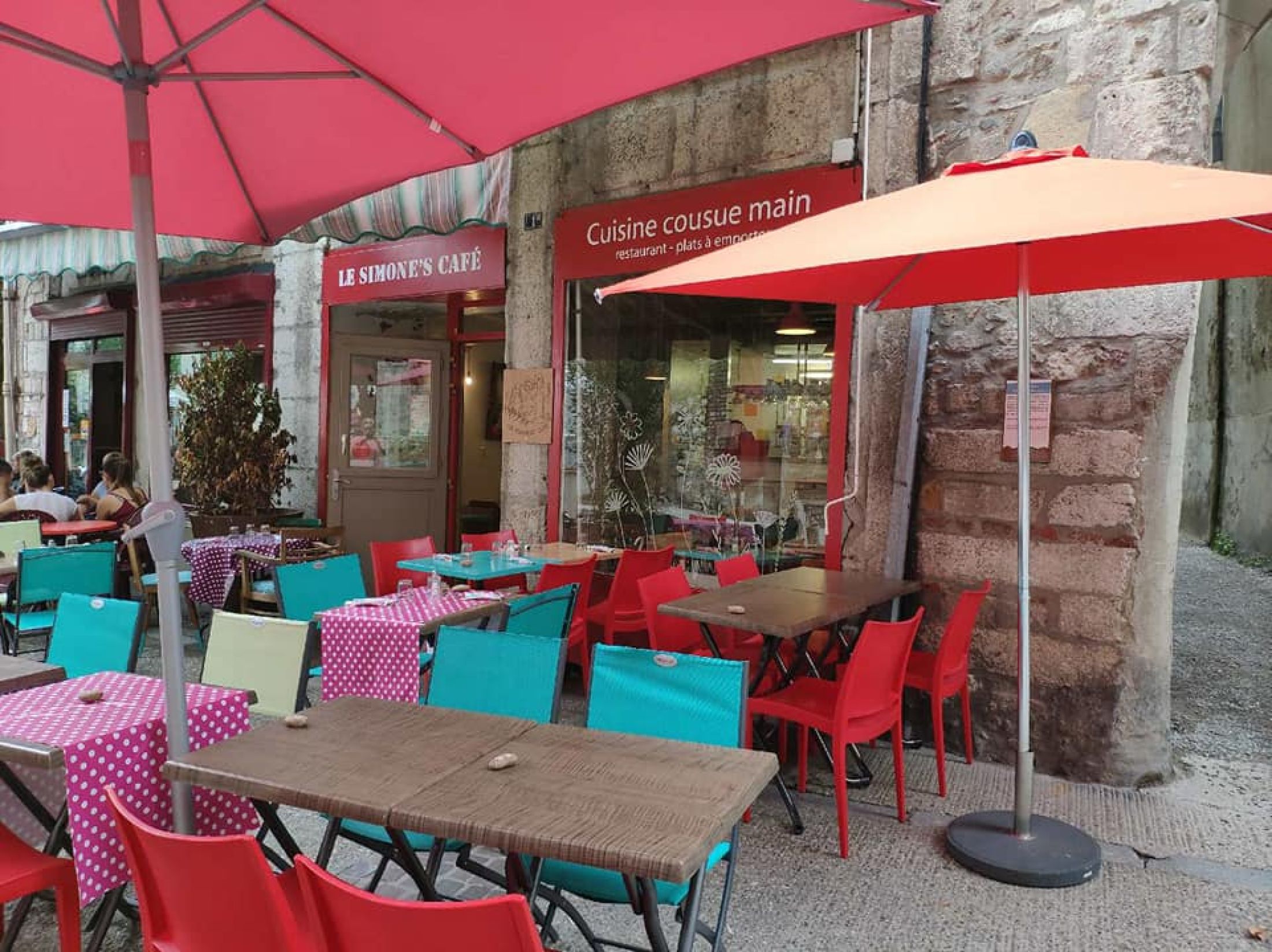 Le simone's cafe