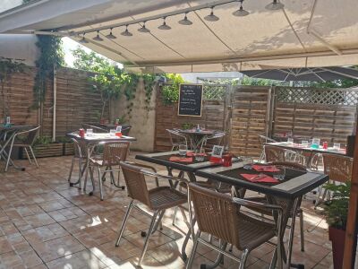 LA PETITE AUBERGE
