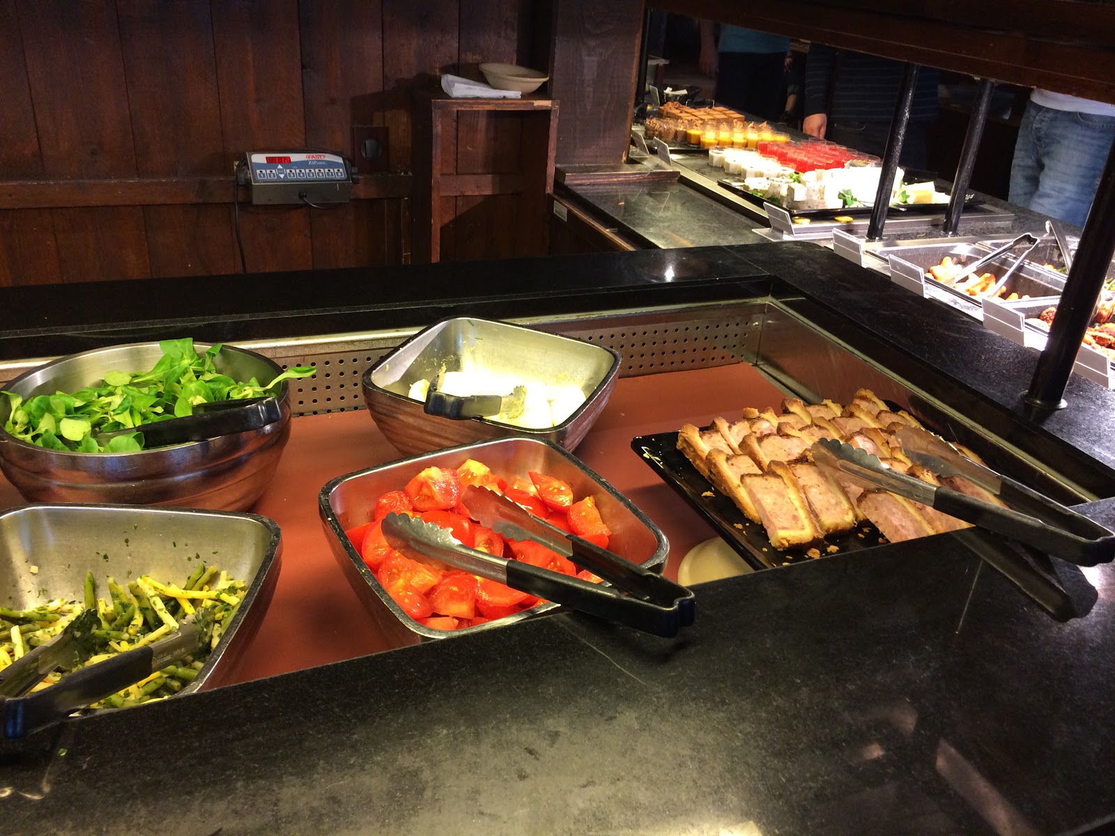 Billy Bob's Buffet La Grange Country Western Saloon — photo 7