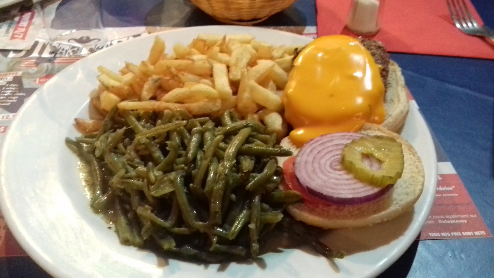 Steak Easy Américan Food — photo 9