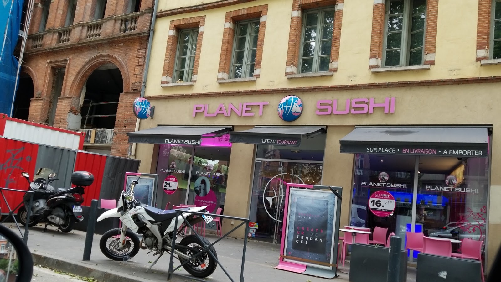 Planet Sushi