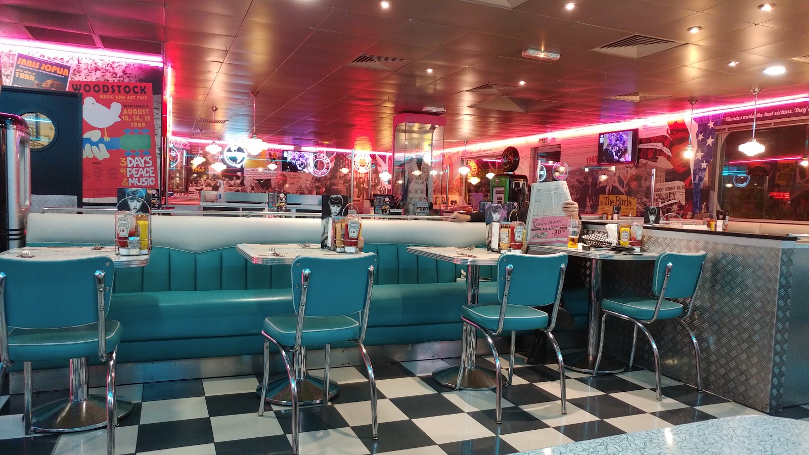 Tommy's Diner — photo 2