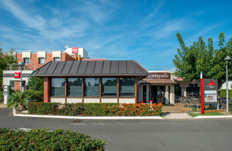 Courtepaille - Hôtel ibis Toulouse Blagnac Aéroport — photo 10