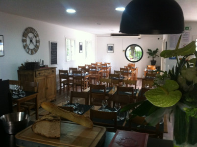 La Table de M's