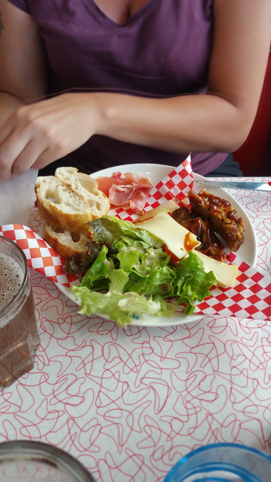 Holly's Diner — photo 8