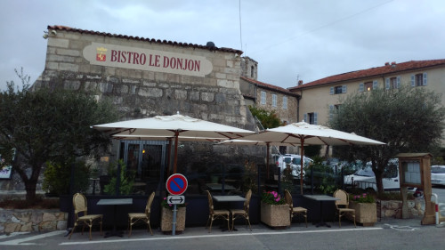 Bistro Le Donjon — photo 3