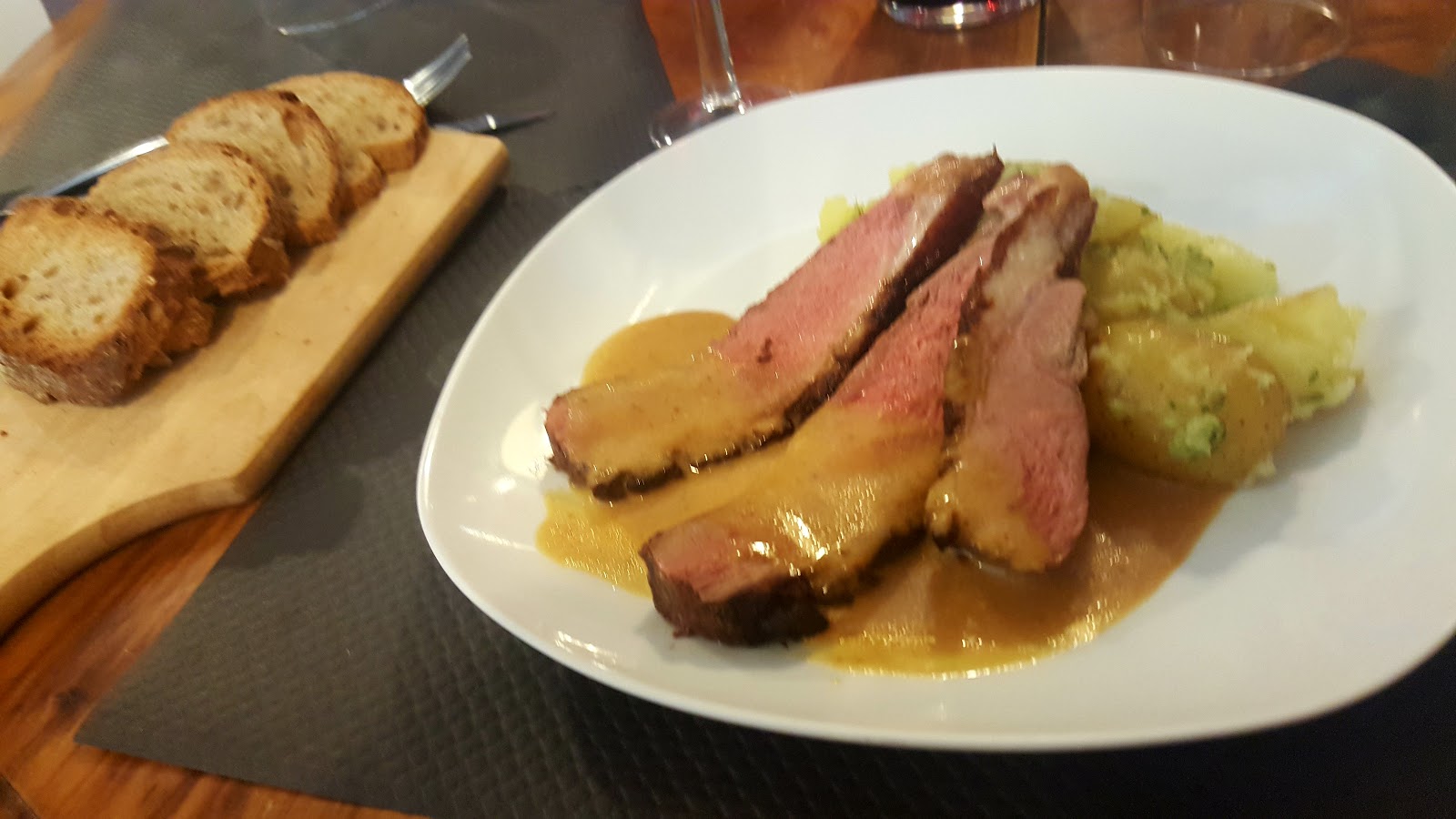 restaurant de la place — photo 1