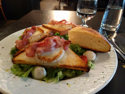 Angeluzzo Restaurant — photo 4